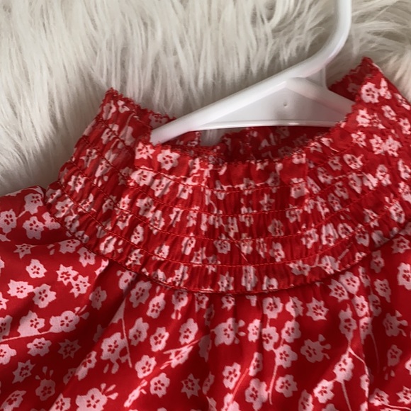 Top - Picture 2 of 3